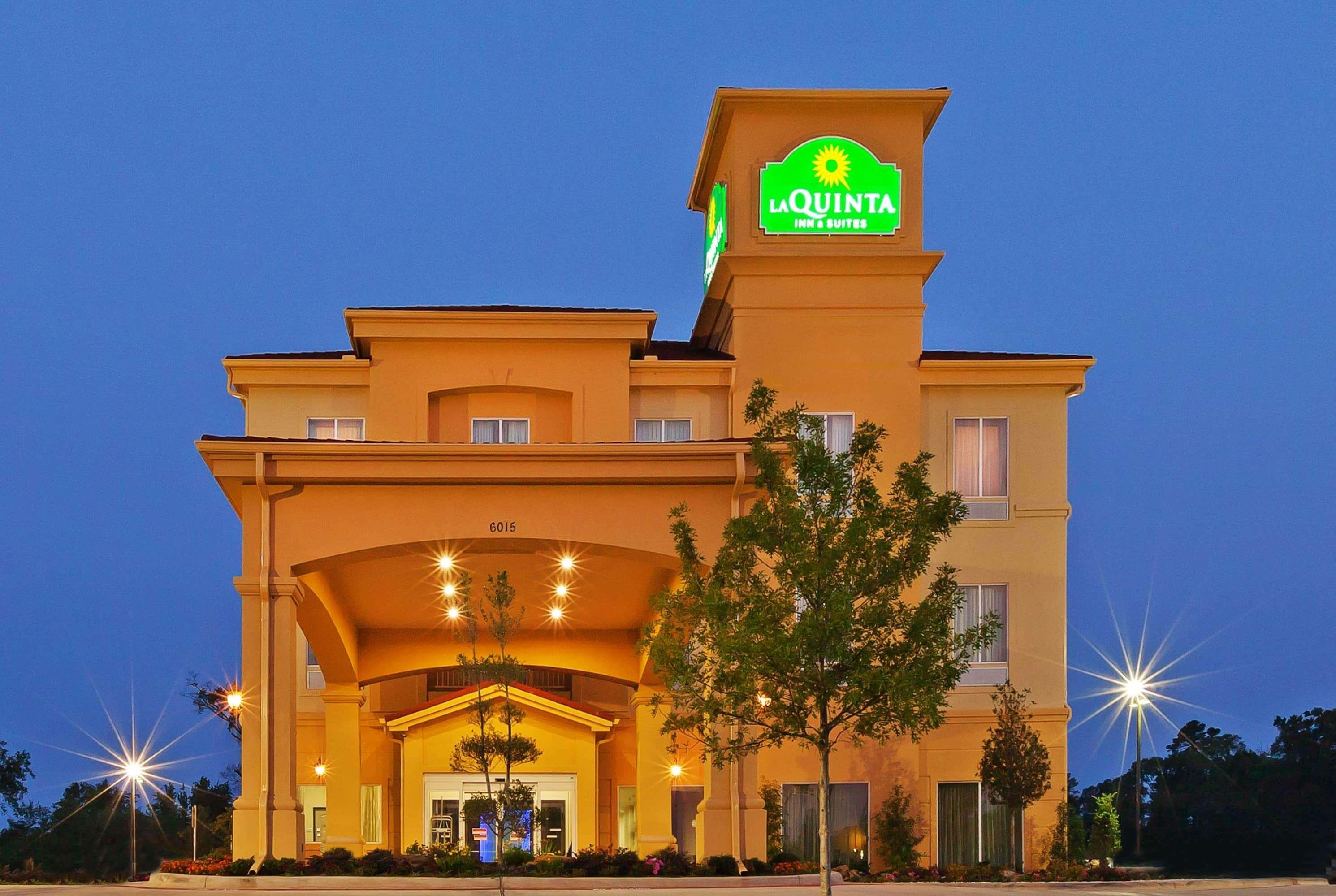 La Quinta By Wyndham Marshall Exterior photo